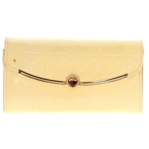 Ivory Heart Clutch